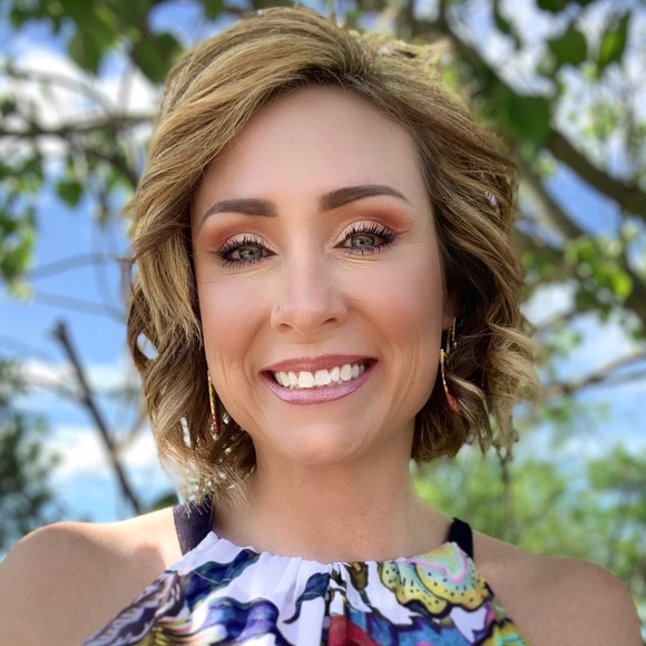 Meet your Posher, Melisa - Picture 1 of 1